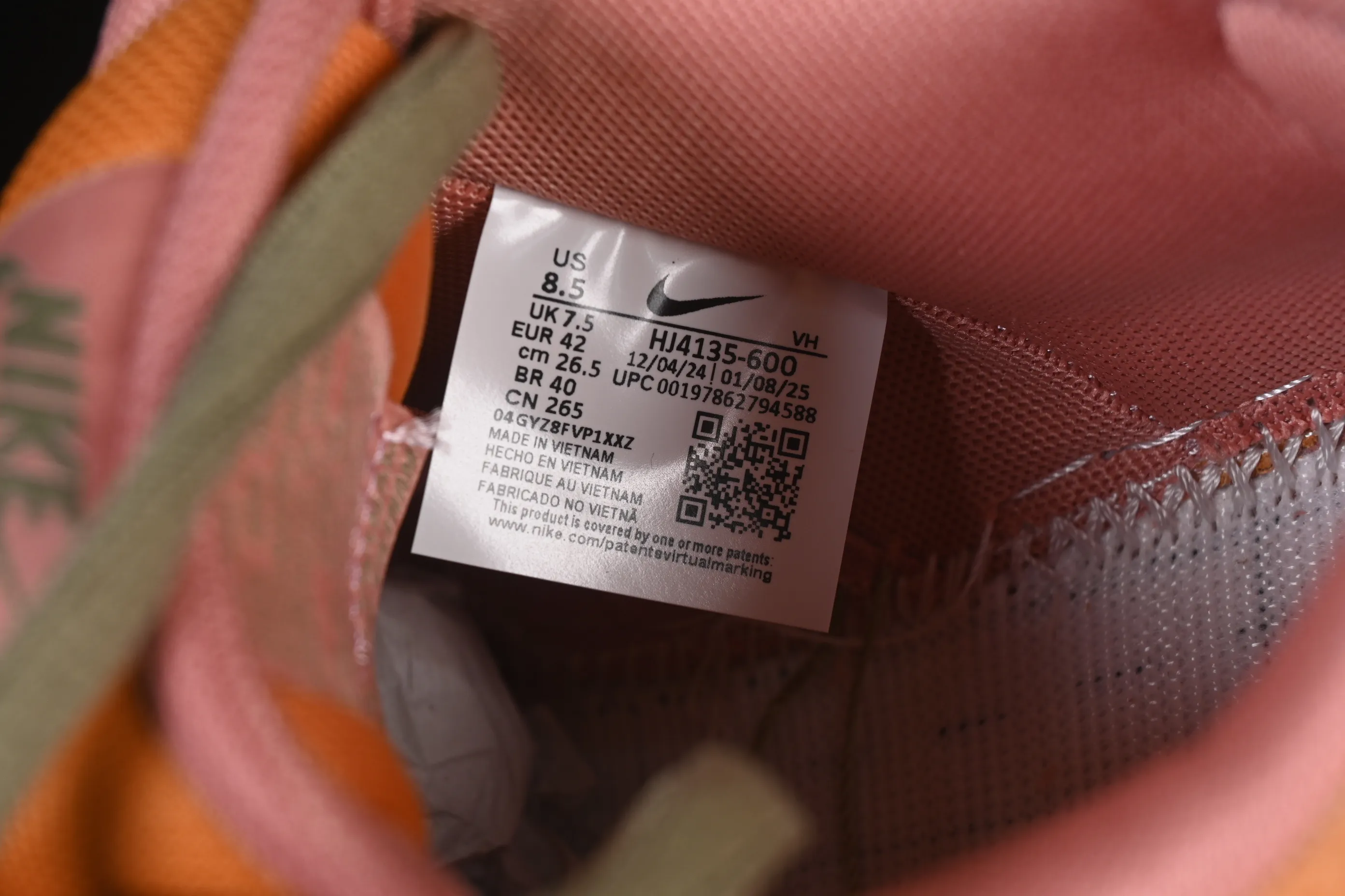 All Categories Nk SB Dunk Series Nk SB Dunk Low Low-top sneakers Nike SB Dunk Low "Red Stardust" Stardust powder Low-top casual sneakers HJ4135-600